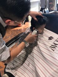 -TWOFACE 双面理发馆