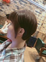 -PE SALON