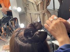 -金夫人化妆摄影职业培训学校