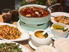 -渝信川菜 · 川味家常菜(财富购物中心店)