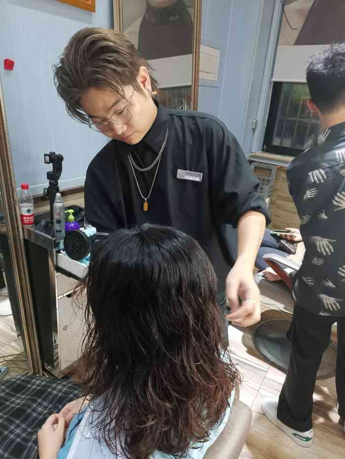 personal tailor天鹰美发(五里牌旗舰店)