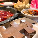 隐藏在人广的超大沉浸式古风火锅店