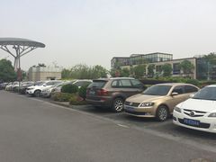 -万象城-停车场