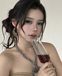 -明天见·化妆造型工作室