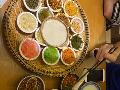 -包整·丝娃娃(一览甲秀楼风景店)