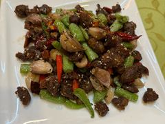 -鑫渔港海鲜本地菜·山海关浑锅(东戴河店)