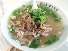 羊杂汤-清真喜兰老丁羊汤特色小吃