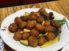 焦溜丸子-红实家常菜(静安里店)