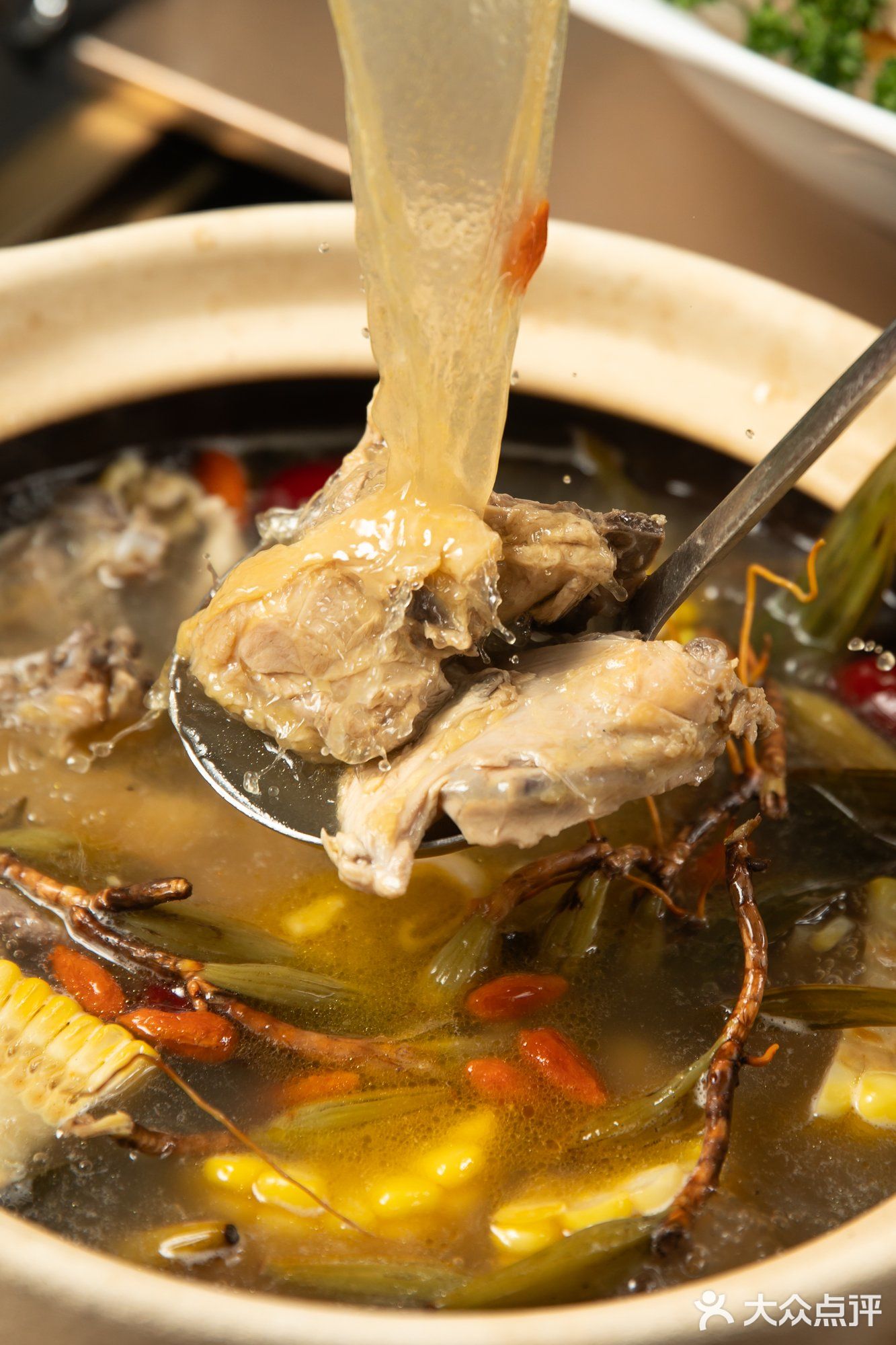 制霸魔都打边炉的鲜味教主，朱雀又领“鲜”了