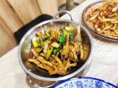 -江城燕子大排档(江汉路步行街店)