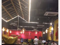 大堂-九记路边鸡(穗盐路店)
