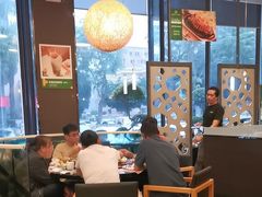 -伯顿西餐厅(厚街香榭丽店)