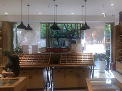 -宝丽眼镜(湖墅店)