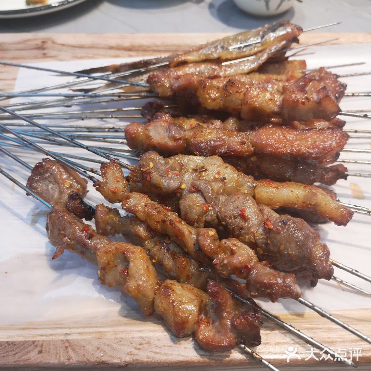 吃完了一大盘，就是吃的时候把嘴里面咬破了