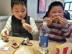 -肯德基(洛川店)