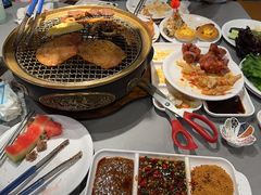 -山焱·炭火自助烤肉(周浦万达店)