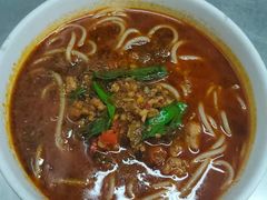 小锅米线-云海肴·汽锅鸡·云南菜(天山百盛优客店)