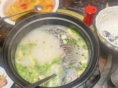 -土砂锅生态山庄·非遗砂锅雅鱼