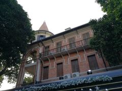 景观位-火车头法国西餐厅