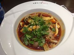 -成都你六姐·牛肉冒菜(城市集市合生汇店)