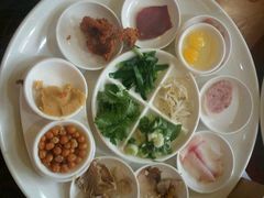 -桥馫源蒙自过桥米线(蒙自店)