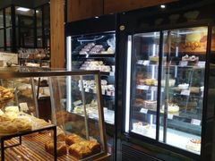 面包甜点陈列柜-苹果花园(鞍山路店)