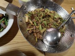 -湘阁里辣(南岭购物广场店)