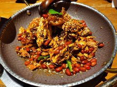 手撕扁担鸡-吃饭皇帝大土家民族菜(正大广场店)