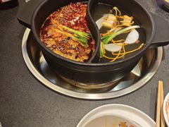 -沸炉重庆老火锅(军事博物馆店)