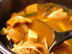 -明洞阿姨·韩式酱蟹烤肉·创意料理(三元桥店)