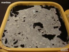 黑芝麻糊拼杏仁茶-满记甜品(王府井北京市百货大楼店)