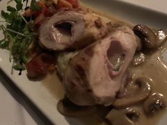 -Top Of Vancouver Revolving Restaurant