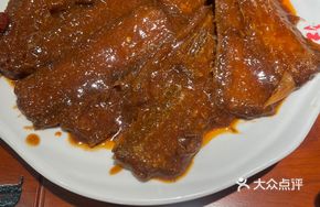 Beer-Steamed Knife Fish