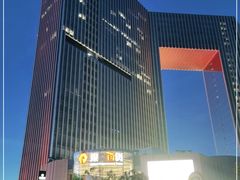 -银泰百货(厦门国贸中心店)