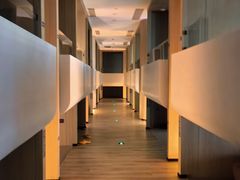 -涨巢·潮玩水疗局