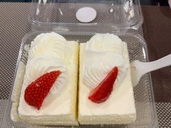 -红宝石·鲜奶小方·海派西点房(金杨店)