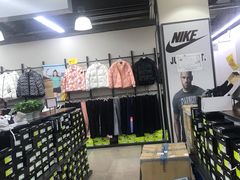-法雅体育工厂店(皂君庙路店)