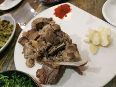 -壹阁胡羊焖饼(特色小吃街店)