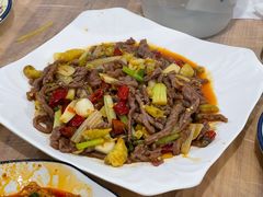 铁板牛肉-洪霞餐馆