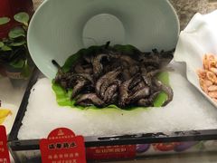 -四囍码头海鲜烧烤自助火锅(外滩南京东路悦荟广场店)
