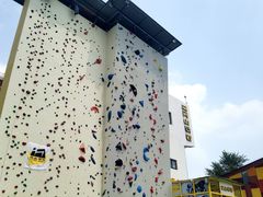 -问山MountQuest攀岩馆