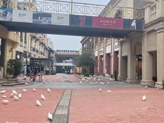 -王府井奥莱临潼小镇(临潼店)