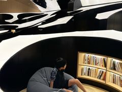 -涨巢·潮玩水疗局