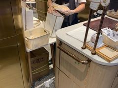 -奈雪的茶(湖滨银泰in77C区PRO店)