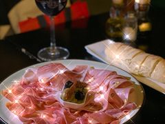 精选意大利火腿拼盘配油醋腌蔬菜-Fiume福弥意大利餐厅