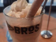 -Moka Bros 摩卡站(西单大悦城店)