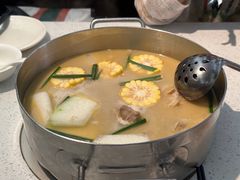-肥仔文澳门猪骨煲(南京西路店)