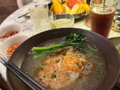 -瑰丽酒店·海吧·天际下午茶·现场DJ·天台酒吧
