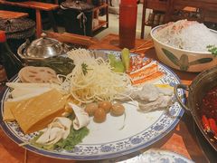 -周小明火锅(黑金冠社区店)