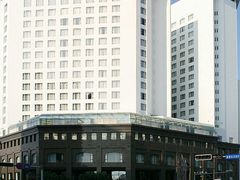 -汕尾巴黎半岛酒店